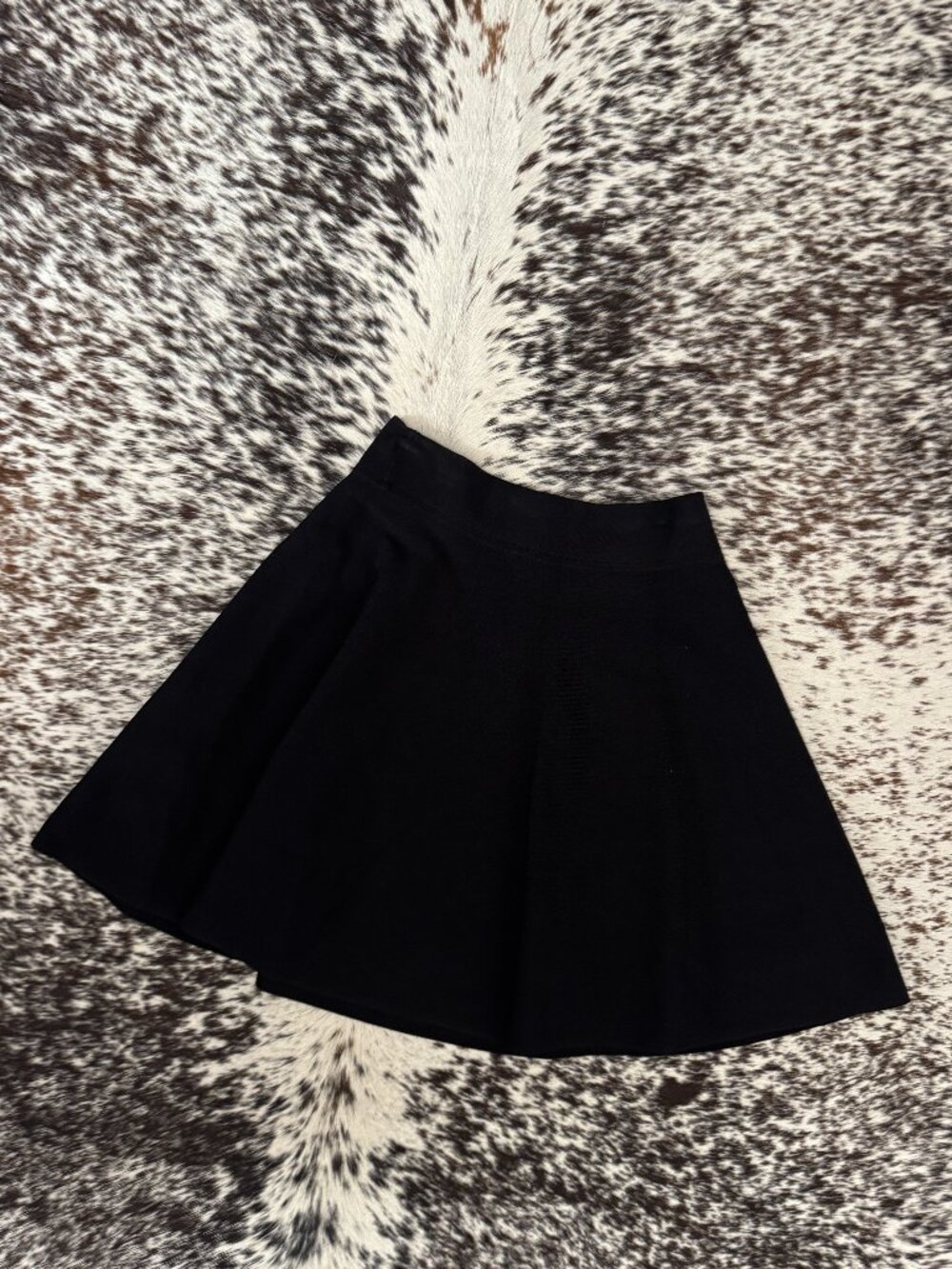 Theory Black A-Line Knit Skirt Size P
